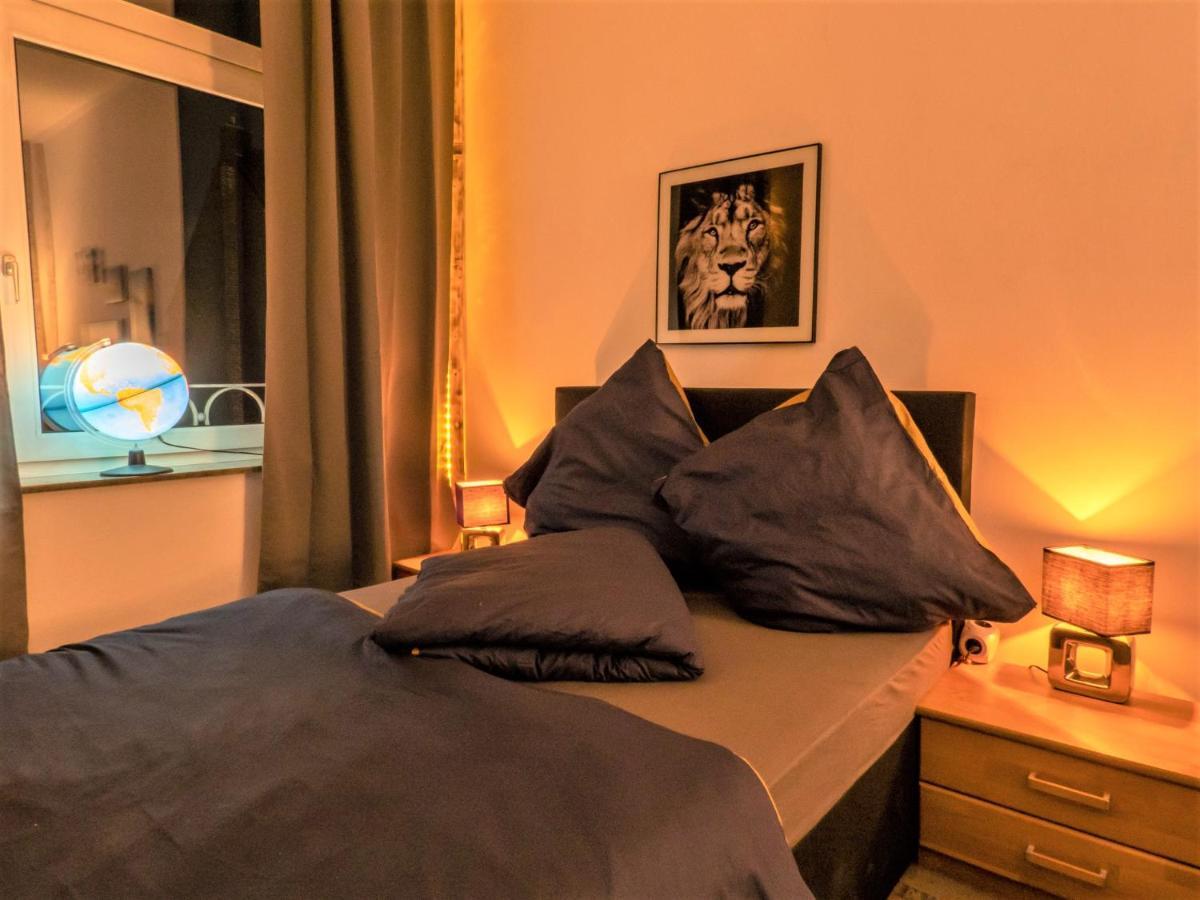 #214 Lux-Flat Im Herzen Von Neuss Mit Netflix & Prime Exterior photo